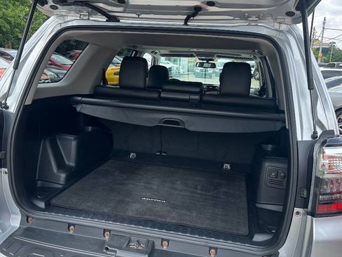 Used 2016 Toyota 4Runner Trail Premium w/ Four Season Floor Mat Package AWD/4WD image 7