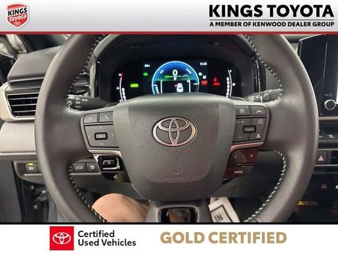 Certified 2025 Toyota Camry SE FWD image 23