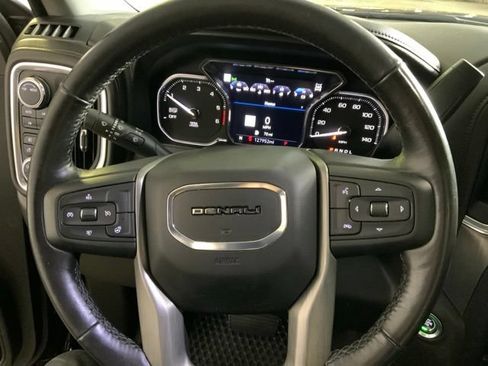 Used 2022 GMC Sierra 1500 Denali AWD/4WD image 26