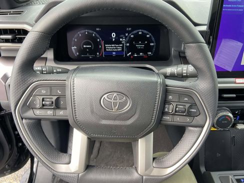 New 2026 Toyota 4Runner TRD Off-Road Premium image 25
