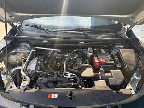 Used 2025 Mitsubishi Outlander ES FWD image 12