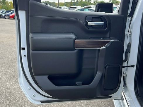 Used 2020 GMC Sierra 1500 SLT w/ SLT Premium Plus Package image 30