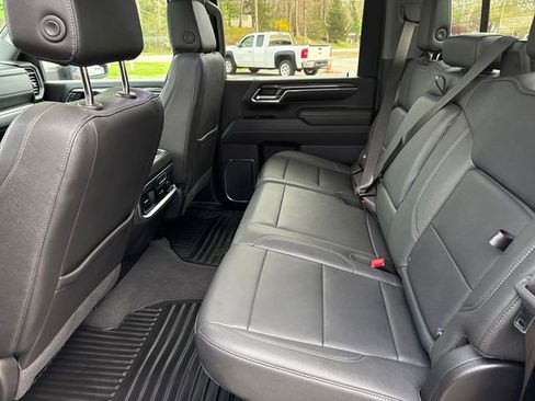 Used 2024 Chevrolet Silverado 2500 LTZ w/ LTZ Premium Package AWD/4WD image 25