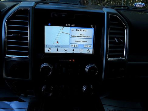 Used 2016 Ford F150 Lariat image 12