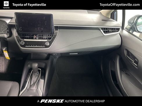 Used 2024 Toyota Corolla LE image 16