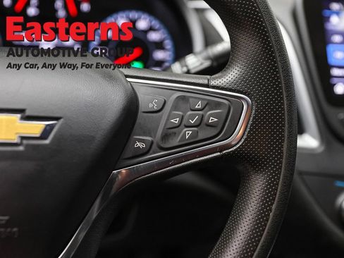 Used 2023 Chevrolet Malibu LT FWD image 16