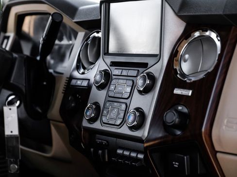 Used 2015 Ford F350 Lariat w/ Lariat Ultimate Package image 20