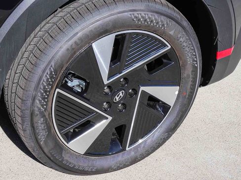 New 2026 Hyundai Ioniq 5 SEL image 11