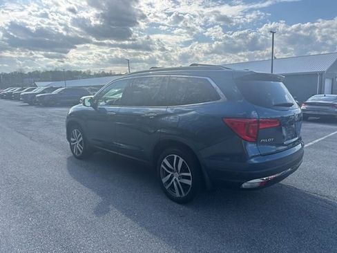 Used 2017 Honda Pilot Touring image 7