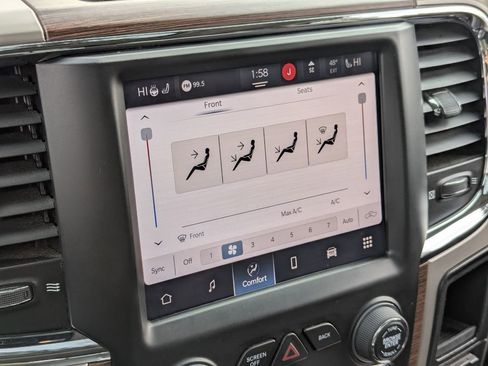 Used 2015 RAM 1500 Laramie w/ Convenience Group image 20