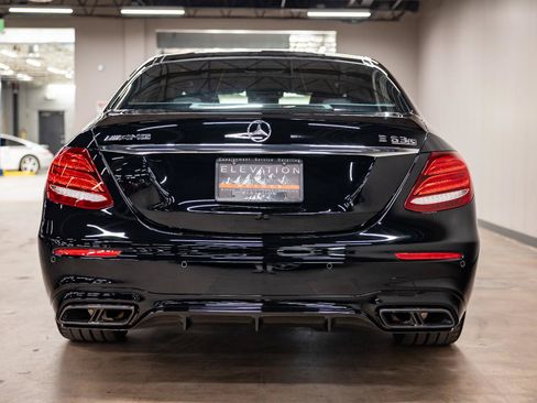 Used 2018 Mercedes-Benz E 63 AMG S image 4