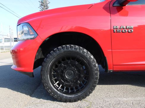 Used 2013 RAM 1500 Sport w/ Sport Premium Group image 11