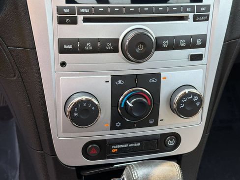 Used 2010 Chevrolet Malibu LT w/ Interface Package FWD image 19