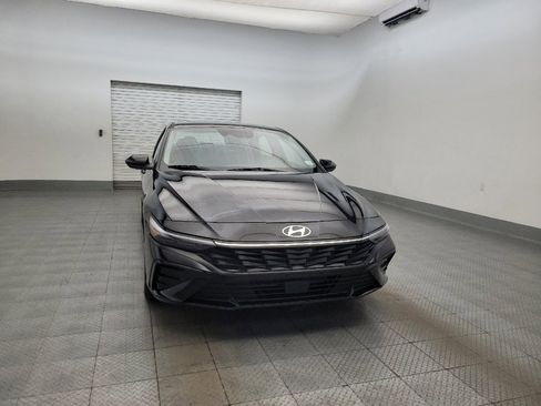 Used 2024 Hyundai Elantra SEL w/ Convenience Package image 14