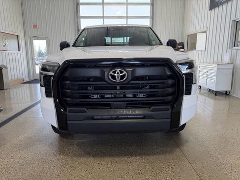 Used 2022 Toyota Tundra SR w/ SR Tow Package AWD/4WD image 7