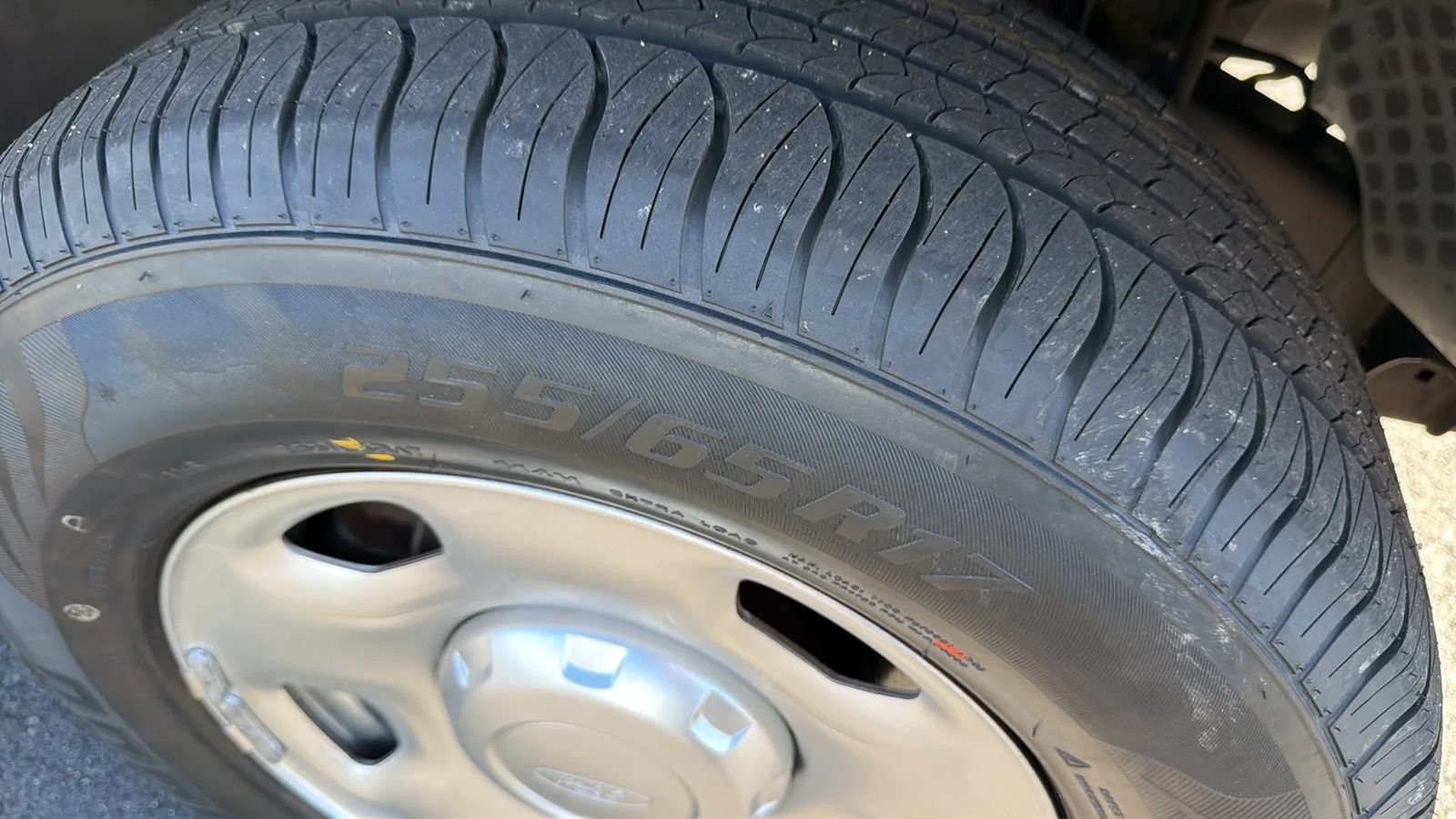 Used 2004 Ford F150 XL RWD image 10