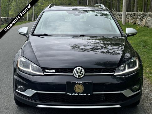 Used 2019 Volkswagen Golf Alltrack SE AWD/4WD image 3