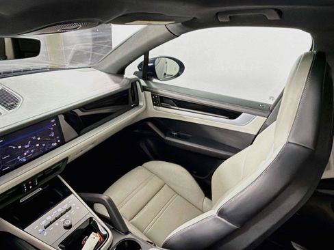 Certified 2024 Porsche Cayenne S AWD/4WD image 30