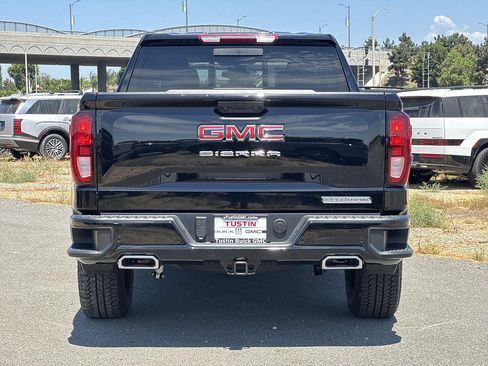 New 2026 GMC Sierra 1500 Elevation w/ Elevation Premium Package AWD/4WD image 4