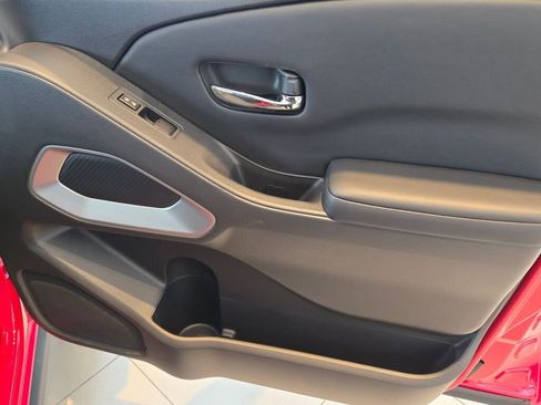 New 2025 Nissan Frontier SV w/ SV Convenience Package image 19