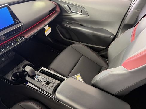 New 2026 Toyota Prius Plug-In Hybrid FWD image 20