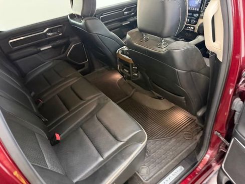 Used 2022 RAM 1500 Laramie AWD/4WD image 39