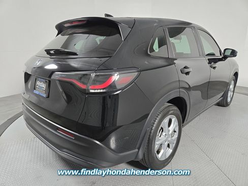 Certified 2024 Honda HR-V LX image 6