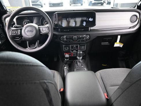 New 2026 Jeep Gladiator Willys image 31