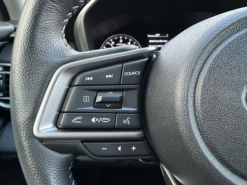Used 2025 Subaru Outback Limited image 16