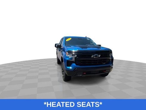 Used 2024 Chevrolet Silverado 1500 LT Trail Boss w/ Convenience Package II AWD/4WD image 4