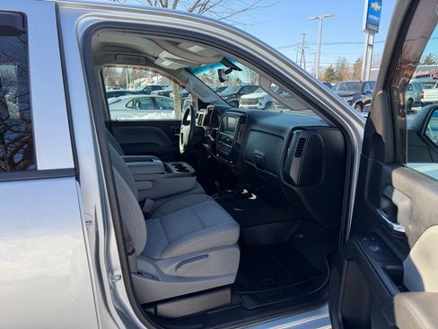 Used 2019 Chevrolet Silverado 1500 Custom w/ Custom Convenience Package image 22