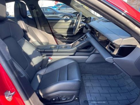 Used 2020 Porsche Taycan Turbo S image 38