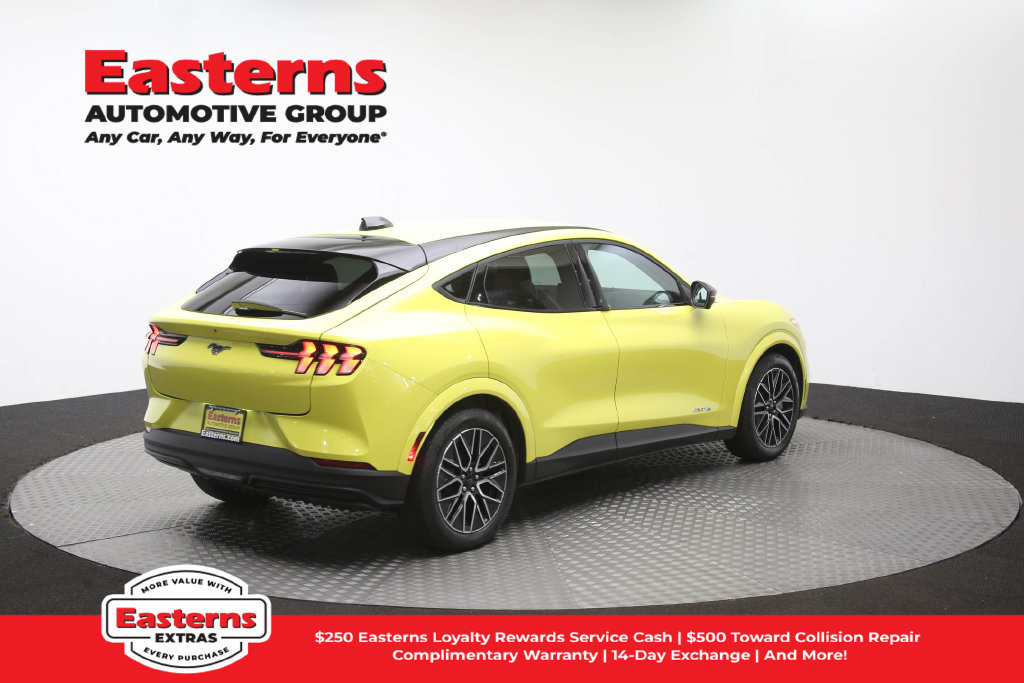 Used 2025 Ford Mustang Mach-E Premium AWD/4WD image 43
