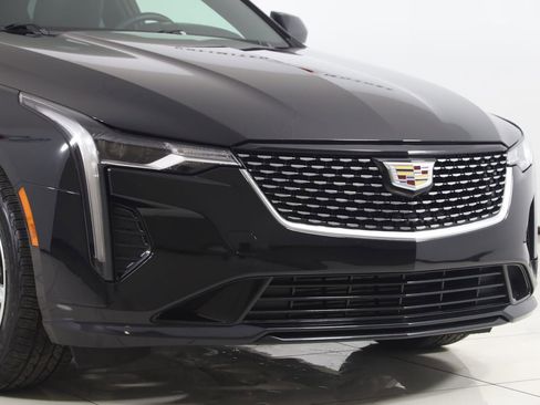 Used 2021 Cadillac CT4 Luxury w/ Cold Weather Package AWD/4WD image 40