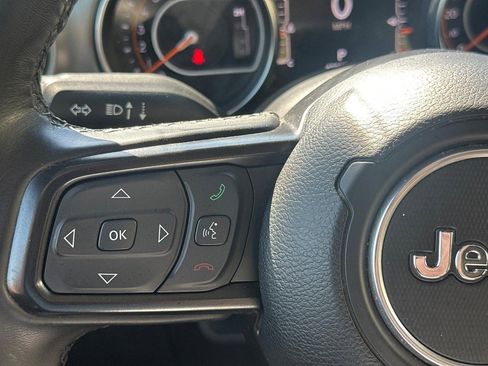 Used 2023 Jeep Wrangler Unlimited Sport image 21