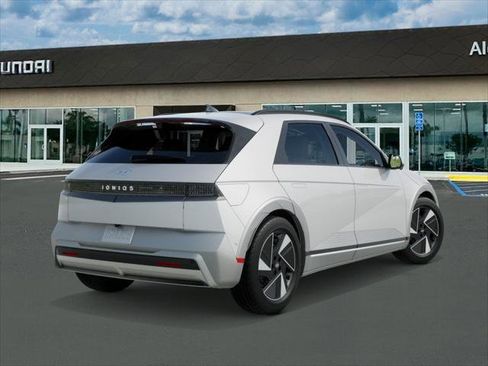 New 2026 Hyundai Ioniq 5 Limited RWD image 4
