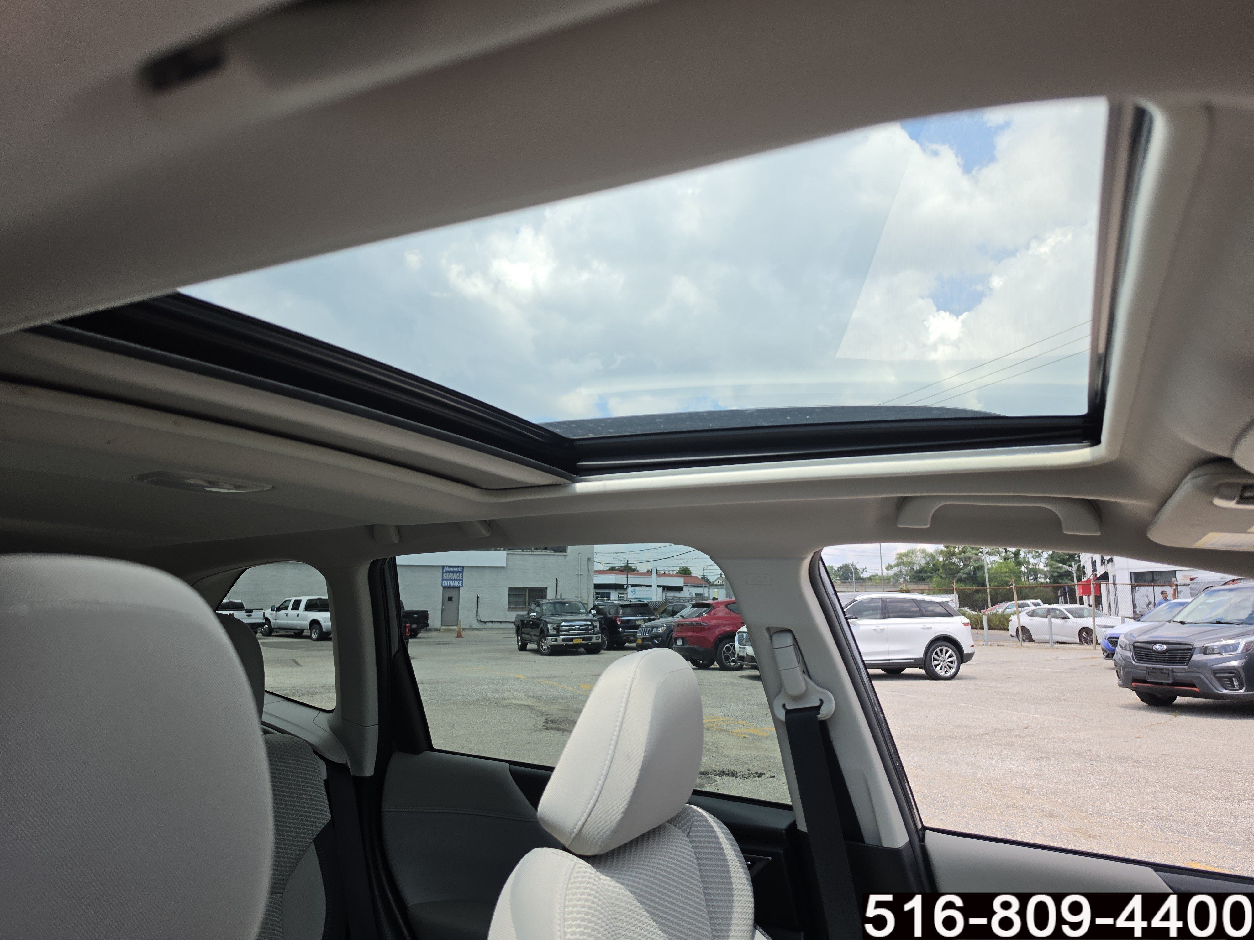 Used 2023 Subaru Forester Premium AWD/4WD image 34