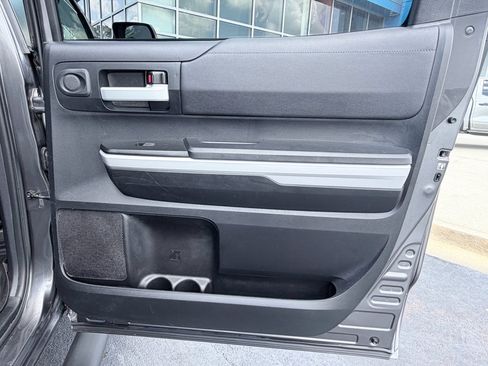 Used 2019 Toyota Tundra SR5 AWD/4WD image 31