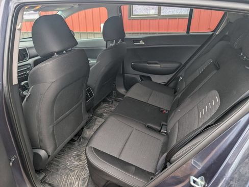 Used 2020 Kia Sportage LX w/ LX Popular Package image 9
