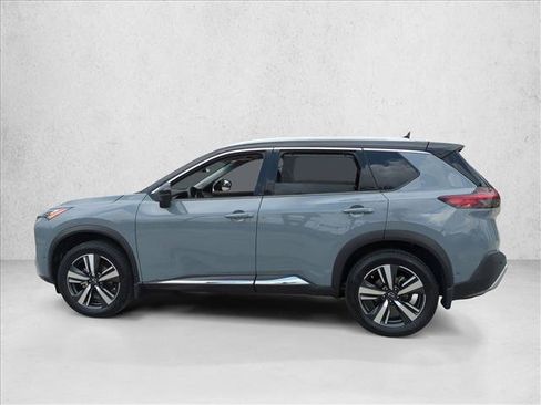 Used 2022 Nissan Rogue Platinum w/ Head-Up Display Package FWD image 9