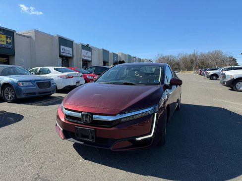 Used 2018 Honda Clarity Plug-In Hybrid image 5