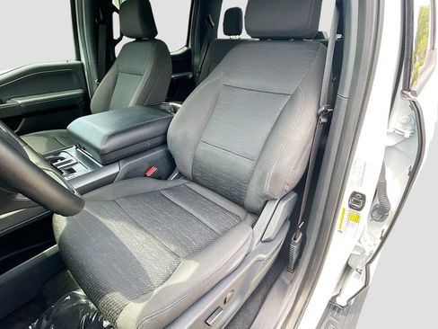 Used 2024 Ford F150 XLT w/ XLT Black Appearance Package RWD image 21