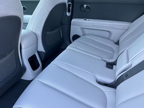 New 2026 Hyundai Ioniq 5 Limited image 12