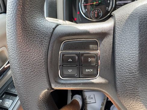 Used 2012 RAM 1500 Classic SLT RWD image 13