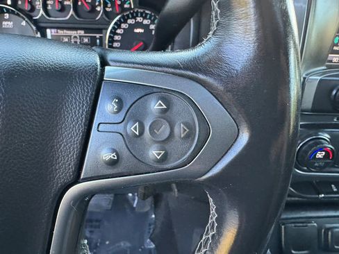 Used 2016 Chevrolet Silverado 1500 LTZ AWD/4WD image 16