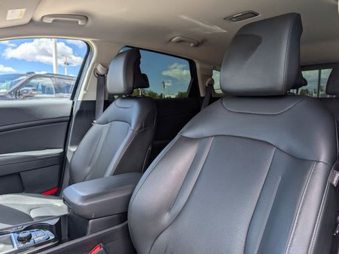 Certified 2025 Kia Sportage EX AWD/4WD image 25