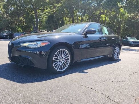 Used 2019 Alfa Romeo Giulia Ti w/ Quick Order Package 22X Lusso AWD/4WD image 4