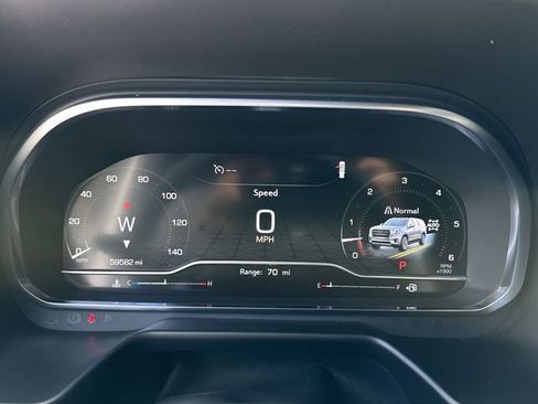 Certified 2024 GMC Yukon XL AT4 w/ AT4 Premium Package AWD/4WD image 23