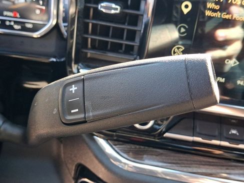 Used 2025 GMC Sierra 1500 Elevation image 15