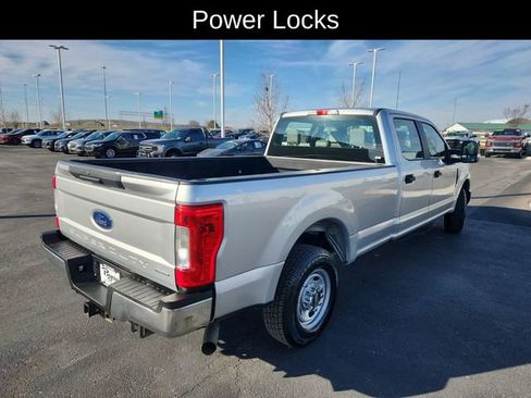 Used 2019 Ford F250 XL w/ Power Equipment Group image 9
